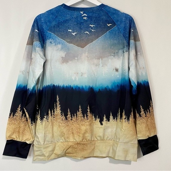 Women’s Mountain Landscape Lightweight Sweater Gray & Navy NWOT - Picture 7 of 8